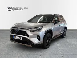 Grå Begagnad 2024 Toyota RAV4 Hybrid Style SUV | 439 900 kr (Bra pris)