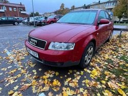 Röd Begagnad 2001 Audi A4 Sedan | 10 000 kr (Superpris)