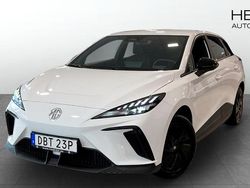 Vit (white) Begagnad 2023 MG MG4 EV Halvkombi | 254 900 kr (Marknadspris)