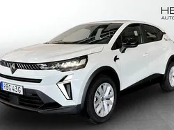 Vit (white) Begagnad 2024 Renault Captur Evolution SUV | 219 800 kr (Dyr)