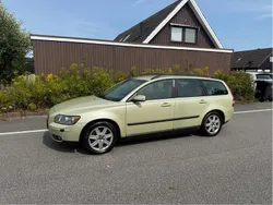 Grön Begagnad 2005 Volvo V50 Kombi | 15 000 kr (Marknadspris)