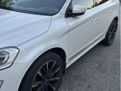 Vit Begagnad 2017 Volvo XC60 Standard SUV | 240 000 kr (Bra pris)
