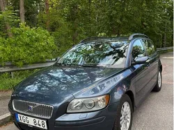 Blå Begagnad 2006 Volvo V50 Kombi | 42 500 kr (Marknadspris)