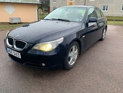Blå Begagnad 2004 BMW 530 Sedan | 59 900 kr (Lite dyr)
