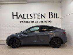 Grå Begagnad 2022 Tesla Model Y Long Range AWD SUV | 299 000 kr (Marknadspris)