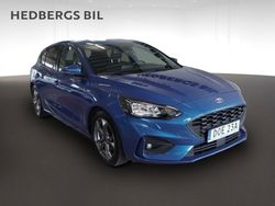 Blå Begagnad 2019 Ford Focus ST-Line Halvkombi | 174 900 kr (Dyr)