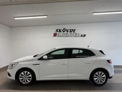 Vit Begagnad 2017 Renault Mégane IV Halvkombi | 129 500 kr (Marknadspris)