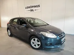Grå Begagnad 2012 Ford Focus Trend Halvkombi | 53 498 kr (Marknadspris)