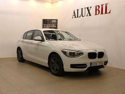 Vit Begagnad 2012 BMW 120 Sport Line Halvkombi | 124 900 kr (Marknadspris)