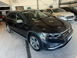Mörkgrå (mörkgråmetallic) Begagnad 2020 VW Passat Alltrack Kombi | 189 900 kr (Marknadspris)
