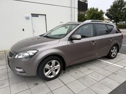 Grå Begagnad 2010 Kia Ceed Sportswagon 4 Kombi | 27 000 kr (Superpris)