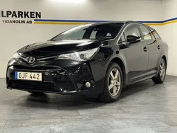 Svart Begagnad 2016 Toyota Avensis Active Kombi | 99 900 kr (Marknadspris)