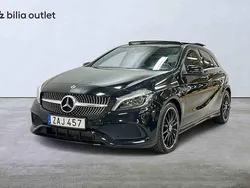 Svart Begagnad 2018 Mercedes A180 Halvkombi | 189 900 kr