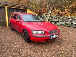 Röd Begagnad 2002 Volvo V70 Kombi | 10 000 kr (Bra pris)