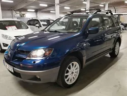 Mörkblå Begagnad 2003 Mitsubishi Outlander SUV | 24 900 kr