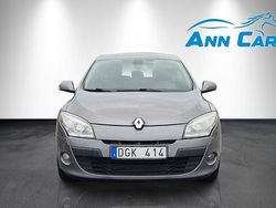 Grå Begagnad 2010 Renault Mégane III Halvkombi | 39 900 kr (Marknadspris)