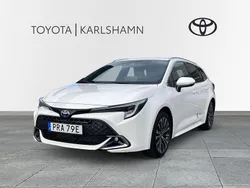 Vit Ny 2024 Toyota Corolla Style Kombi | 349 000 kr (Lite dyr)