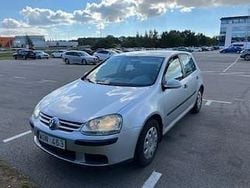 Silver Begagnad 2005 VW Golf IV Trendline Halvkombi | 22 000 kr (Marknadspris)
