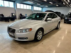 Ljusgrå Begagnad 2009 Volvo S80 Momentum Sedan | 69 900 kr (Lite dyr)