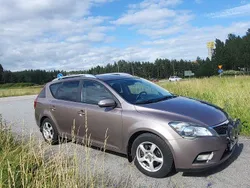 Grå Begagnad 2010 Kia Ceed Sportswagon 4 Kombi | 33 000 kr (Marknadspris)