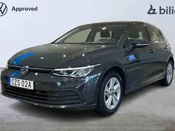 Grå Begagnad 2023 VW Golf VIII Halvkombi | 239 500 kr