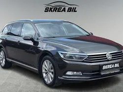 Mörkbrun (brun) Begagnad 2016 VW Passat GT Kombi | 109 900 kr (Marknadspris)