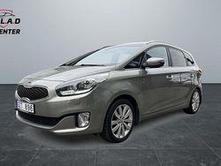 Grå Begagnad 2013 Kia Carens Minibuss | 84 900 kr (Marknadspris)