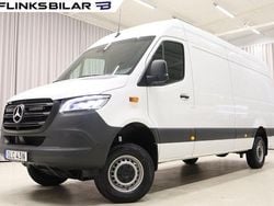 Vit Begagnad 2024 Mercedes Sprinter Van | 995 000 kr