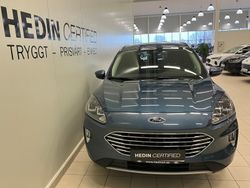 Blå Begagnad 2023 Ford Kuga Titanium SUV | 379 900 kr