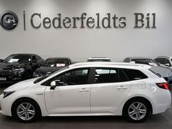 Vit Begagnad 2021 Toyota Corolla Kombi | 234 900 kr (Bra pris)