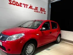 Röd Begagnad 2010 Dacia Sandero Halvkombi | 39 900 kr
