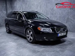 Svart Begagnad 2011 Volvo V70 Momentum Kombi | 68 800 kr (Marknadspris)