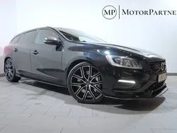Svart Begagnad 2018 Volvo V60 Kombi | 399 900 kr (Marknadspris)