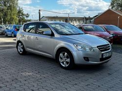 Silver Begagnad 2008 Kia Ceed 3 Halvkombi | 29 900 kr (Marknadspris)