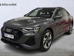 Grå Begagnad 2022 Audi e-tron Sportback S-Line SUV | 434 900 kr (Superpris)