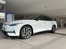 Vit Ny 2024 VW ID.7 Pro Sedan | 686 700 kr (Dyr)