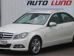 Vit Begagnad 2012 Mercedes C180 Avantgarde Sedan | 125 000 kr (Marknadspris)