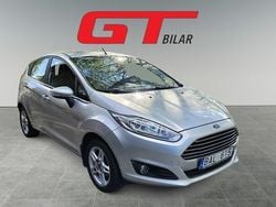 Grå Begagnad 2013 Ford Fiesta Titanium Halvkombi | 42 900 kr (Marknadspris)
