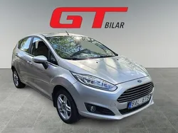 Grå Begagnad 2013 Ford Fiesta Titanium Halvkombi | 49 900 kr (Marknadspris)