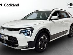 Vit (white) Begagnad 2022 Kia e-Niro SUV | 324 900 kr (Dyr)