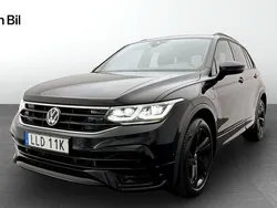 Svart Begagnad 2023 VW Tiguan R-line SUV | 429 900 kr (Dyr)