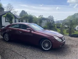 Röd Begagnad 2005 Mercedes CLS350 Sportkupé | 55 000 kr (Bra pris)