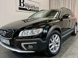 Svart Begagnad 2015 Volvo XC70 Momentum SUV | 199 900 kr (Marknadspris)