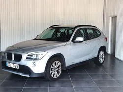 Ljusgrå Begagnad 2012 BMW X1 SUV | 110 000 kr (Marknadspris)