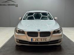 Ljusgrå (grå) Begagnad 2012 BMW 528 Kombi | 114 900 kr (Bra pris)