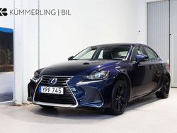 Blå Begagnad 2018 Lexus IS300h Executive Line Sedan | 249 900 kr (Marknadspris)