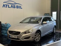 Ljusgrå Begagnad 2011 Volvo V60 Summum Kombi | 89 900 kr (Bra pris)