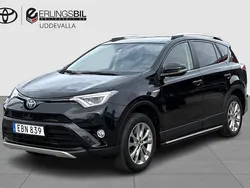 Svart Begagnad 2015 Toyota RAV4 Hybrid Executive SUV | 219 000 kr (Marknadspris)