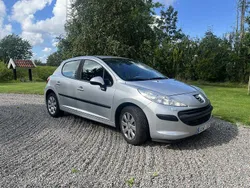 Grå Begagnad 2008 Peugeot 207 Halvkombi | 39 000 kr (Marknadspris)