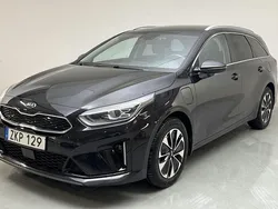 Svart Begagnad 2020 Kia Ceed Advance | 199 800 kr (Marknadspris)